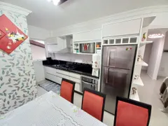 Apartamento com 3 Quartos para alugar, 94m² no Bombas, Bombinhas - Foto 6