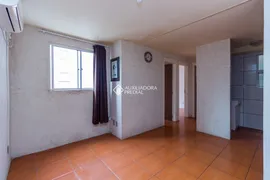 Apartamento com 2 Quartos para alugar, 48m² no Mário Quintana, Porto Alegre - Foto 2