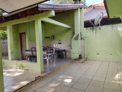 Casa com 3 Quartos à venda, 130m² no Conjunto Habitacional Requiao, Maringá - Foto 4
