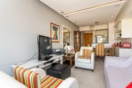 Apartamento com 3 Quartos à venda, 71m² no Cavalhada, Porto Alegre - Foto 7