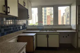 Apartamento com 4 Quartos para alugar, 150m² no Lourdes, Belo Horizonte - Foto 2