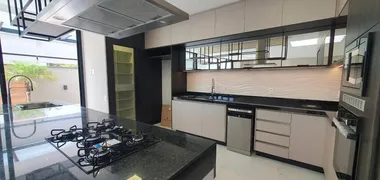 Casa de Condomínio com 3 Quartos à venda, 250m² no Alphaville, Santana de Parnaíba - Foto 8