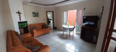 Casa com 3 Quartos à venda, 203m² no Setor Faiçalville, Goiânia - Foto 11