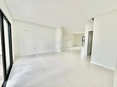 Casa com 3 Quartos à venda, 165m² no Uvaranas, Ponta Grossa - Foto 4