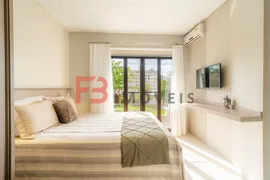 Casa com 4 Quartos para alugar, 150m² no Bombas, Bombinhas - Foto 32