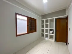 Casa com 3 Quartos à venda, 123m² no Maracanã, Praia Grande - Foto 27