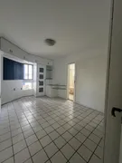 Apartamento com 3 Quartos para alugar, 136m² no Madalena, Recife - Foto 18