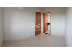 Apartamento com 2 Quartos à venda, 68m² no Residencial Viviane, Uberlândia - Foto 3