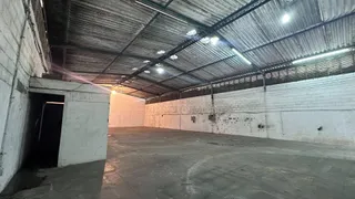 Galpão / Depósito / Armazém à venda, 570m² no Jardim Tomé, Embu das Artes - Foto 4