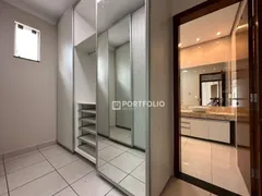 Casa de Condomínio com 3 Quartos à venda, 275m² no Loteamento Portal do Sol II, Goiânia - Foto 11