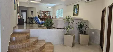 Casa de Condomínio com 3 Quartos à venda, 358m² no Granja Viana, Carapicuíba - Foto 4