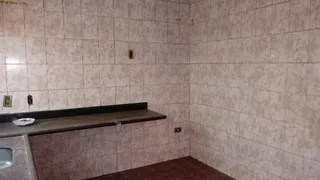 Casa com 3 Quartos à venda, 180m² no Umuarama, Uberlândia - Foto 4