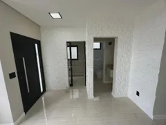 Casa de Condomínio com 3 Quartos à venda, 220m² no Jardim Jockey Clube, São Carlos - Foto 2