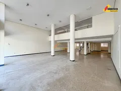 Loja / Salão / Ponto Comercial para alugar, 500m² no Centro, Divinópolis - Foto 1