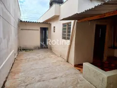 Casa com 4 Quartos à venda, 146m² no Nossa Senhora Aparecida, Uberlândia - Foto 10