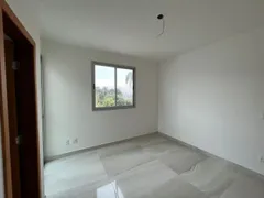 Casa com 3 Quartos à venda, 140m² no Camilo Alves, Contagem - Foto 9