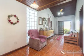 Casa com 3 Quartos à venda, 225m² no Jardim Itú Sabará, Porto Alegre - Foto 1