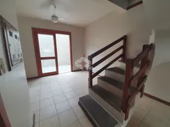 Casa de Condomínio com 3 Quartos à venda, 125m² no Espiríto Santo, Porto Alegre - Foto 2