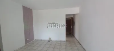 Apartamento com 3 Quartos para alugar, 71m² no Conjunto Residencial Itamaraty, Londrina - Foto 6