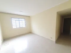 Apartamento com 3 Quartos para alugar, 60m² no Nucleo Habitacional Chico Mendes, Marília - Foto 4