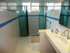 Apartamento com 4 Quartos para alugar, 190m² no Praia das Pitangueiras, Guarujá - Foto 19