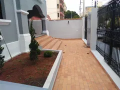 Sobrado com 4 Quartos à venda, 330m² no Centro, Araraquara - Foto 1