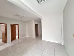 Casa com 4 Quartos para alugar, 136m² no Santa Tereza, Belo Horizonte - Foto 3