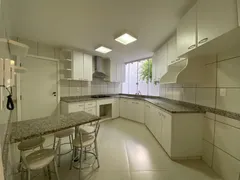 Casa com 3 Quartos à venda, 245m² no Jardim Karaíba, Uberlândia - Foto 9