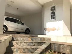 Casa com 3 Quartos à venda, 300m² no Maracanã, Uberlândia - Foto 4