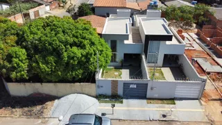Casa com 2 Quartos à venda, 90m² no Residencial Caraibas, Aparecida de Goiânia - Foto 2