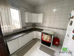 Casa com 3 Quartos à venda, 360m² no Novo Eldorado, Contagem - Foto 17