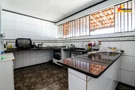 Casa com 3 Quartos à venda, 60m² no Nova Holanda, Divinópolis - Foto 2