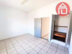 Loja / Salão / Ponto Comercial para alugar, 144m² no Centro, Bragança Paulista - Foto 9