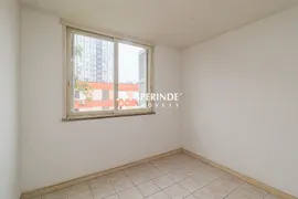 Apartamento com 3 Quartos para alugar, 76m² no Mont' Serrat, Porto Alegre - Foto 7