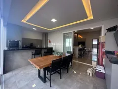 Casa com 3 Quartos à venda, 230m² no Jardim Alvorada, Maringá - Foto 1