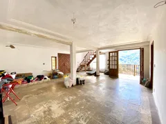 Casa com 3 Quartos à venda, 540m² no Mosela, Petrópolis - Foto 27