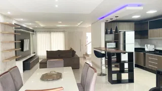 Casa de Condomínio com 3 Quartos para alugar, 210m² no Sarandi, Porto Alegre - Foto 1