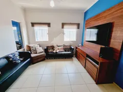 Casa com 3 Quartos à venda, 219m² no Monte Belo, Taubaté - Foto 5