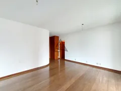 Apartamento com 4 Quartos para alugar, 310m² no Cambuí, Campinas - Foto 24