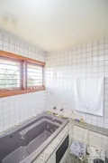 Casa com 4 Quartos à venda, 276m² no Medianeira, Porto Alegre - Foto 17