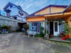 Casa com 4 Quartos à venda, 200m² no Mosela, Petrópolis - Foto 2