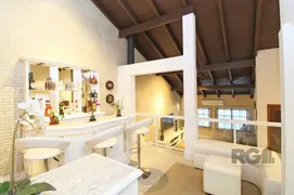 Casa com 3 Quartos à venda, 246m² no Cavalhada, Porto Alegre - Foto 8