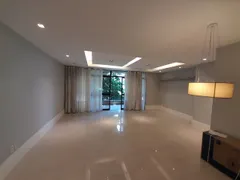 Apartamento com 3 Quartos para alugar, 145m² no Ipanema, Rio de Janeiro - Foto 2