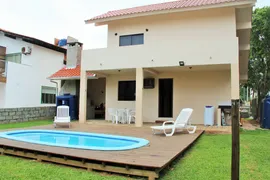 Casa com 3 Quartos para alugar, 100m² no Canto Grande, Bombinhas - Foto 1