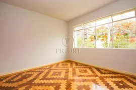 Casa com 4 Quartos para alugar, 225m² no Rio Branco, Porto Alegre - Foto 4