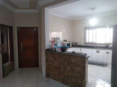 Casa com 4 Quartos à venda, 230m² no Parque Hongaro, Sumaré - Foto 1