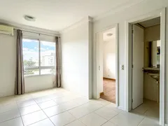 Apartamento com 1 Quarto à venda, 41m² no Jardim do Salso, Porto Alegre - Foto 2