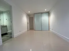 Apartamento com 4 Quartos para alugar, 300m² no Leblon, Rio de Janeiro - Foto 15