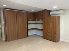 Casa Comercial à venda, 427m² no Floresta, Porto Alegre - Foto 7