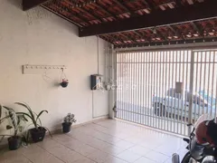 Casa com 3 Quartos à venda, 107m² no Vila Santos, Caçapava - Foto 2